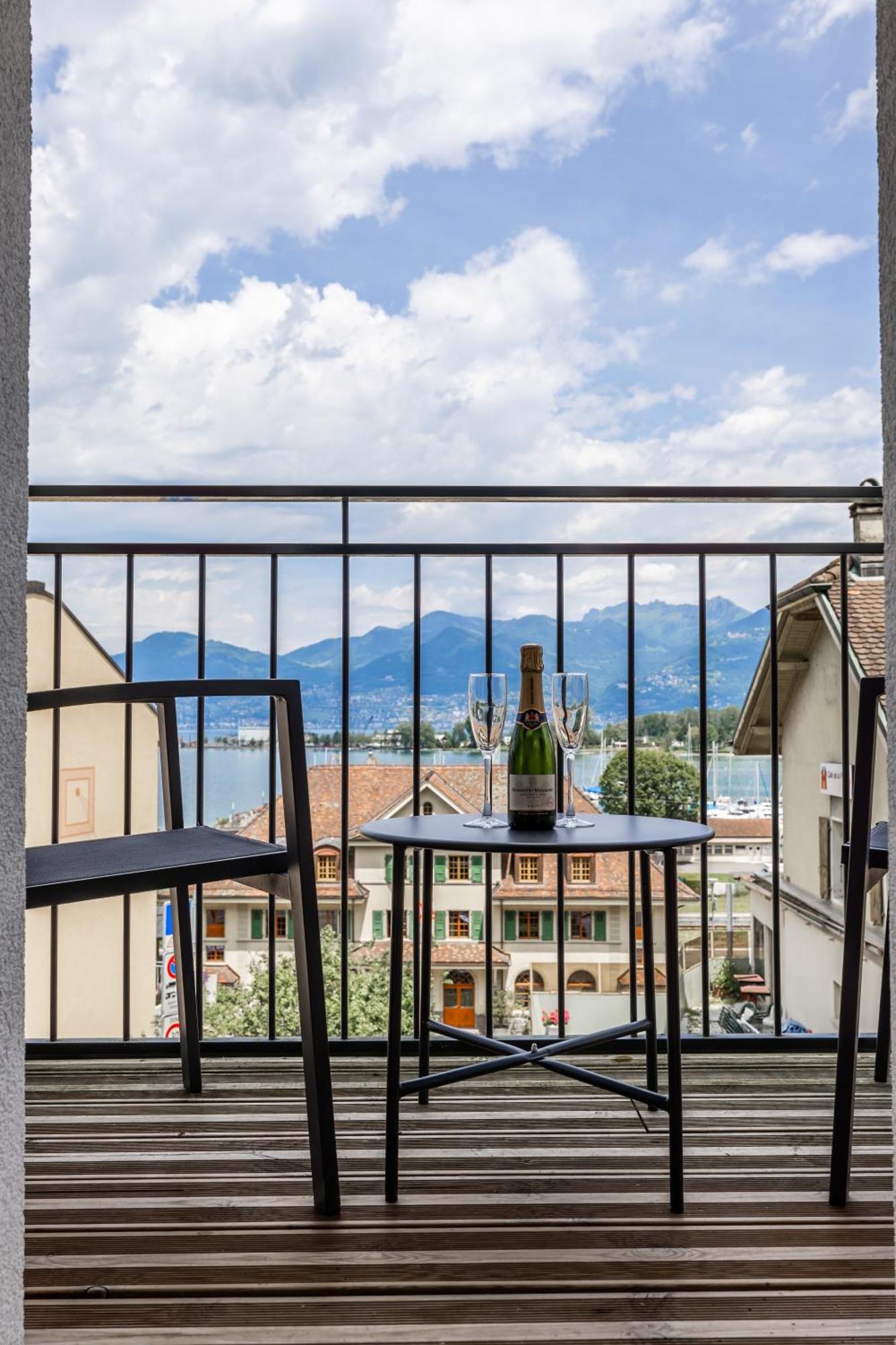 Aloha Chambres Port-Valais Exteriör bild